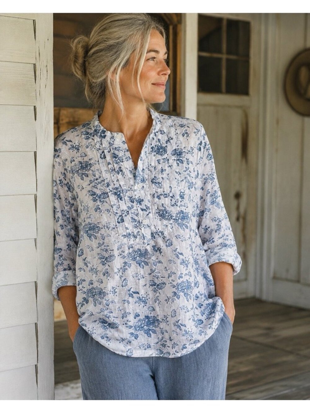 CP Shades Womens LInen Top Sz Small White Blue Floral Quiet Luxury Popover Shirt